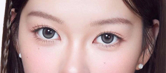 Blue Eye Contact Lenses for College Girls: Add a Touch of Elegance to Your Daily Look