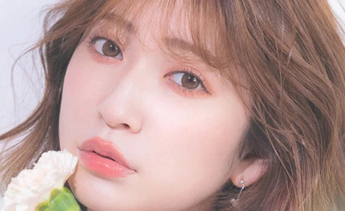 cosmetic contacts